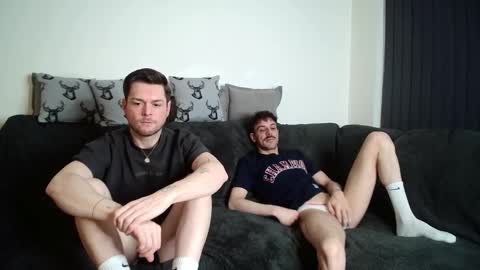 Snapshot of twotwinkhusbands chatting on January 31, 2026, 9:46 pm RyanRowan online show from January 31, 2026, 9:46 pm