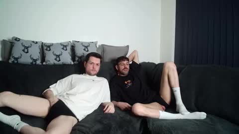 Snapshot of twotwinkhusbands chatting on February 5, 2026, 7:29 pm RyanRowan online show from February 5, 2026, 7:29 pm