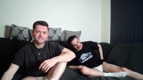 Snapshot of twotwinkhusbands chatting on February 14, 2026, 10:39 pm RyanRowan online show from February 14, 2026, 10:39 pm