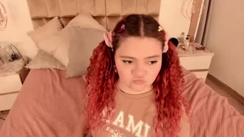 Twiggy online show from February 21, 2025, 4:07 am