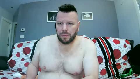 Txan  Chan online show from January 17, 2026, 11:30 pm