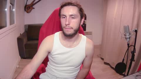 txandb666 online show from April 8, 2026, 8:20 pm