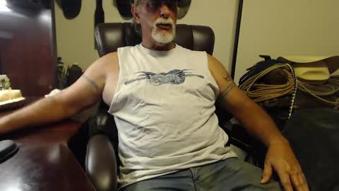 txlobo60 online show from September 16, 2025, 12:00 am