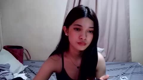 Snapshot of tyladine chatting on October 4, 2025, 4:43 am tyladine online show from October 4, 2025, 4:43 am