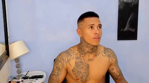 tyler_bell_ online show from May 17, 2026, 4:32 am