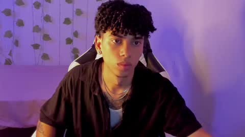 Tyler Garcia  online show from February 2, 2025, 2:48 am