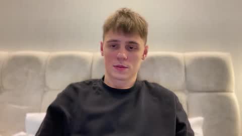 Snapshot of tyler_garrner chatting on September 19, 2025, 12:23 am tyler_garrner online show from September 19, 2025, 12:23 am