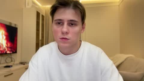 Snapshot of tyler_garrner chatting on October 29, 2025, 2:30 pm tyler_garrner online show from October 29, 2025, 2:30 pm