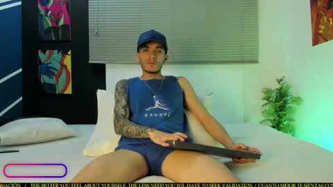 Snapshot of tylergiuseppe_ chatting on September 15, 2025, 1:11 pm tylergiuseppe_ online show from September 15, 2025, 1:11 pm