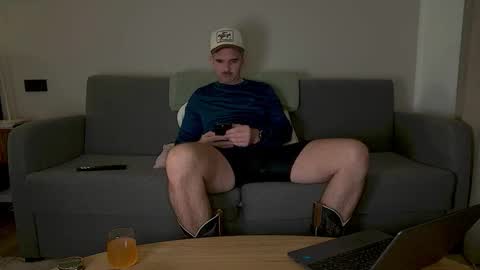 TylerLogan813 online show from February 27, 2026, 8:42 pm