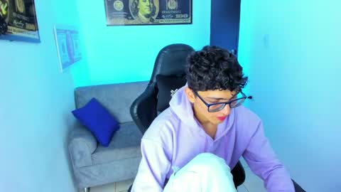   online show from February 12, 2025, 2:56 am