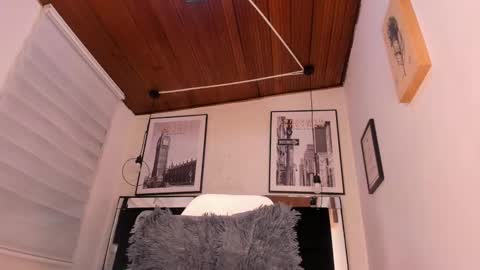       online show from December 23, 2025, 4:21 am