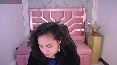 Snapshot of tyna_ch chatting on December 6, 2024, 1:44 pm TYNA online show from December 6, 2024, 1:44 pm