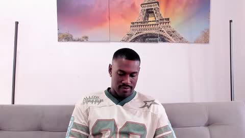 Snapshot of tyron_rulers chatting on May 1, 2026, 12:32 pm Dvid Rullers online show from May 1, 2026, 12:32 pm