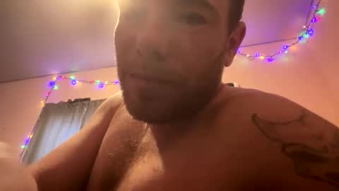 Snapshot of tyrusty43 chatting on November 10, 2025, 2:27 pm tyrusty43 online show from November 10, 2025, 2:27 pm