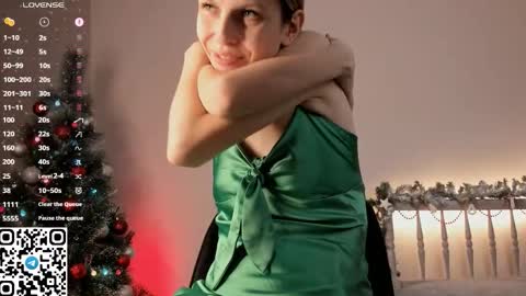 Snapshot of tyty_pupu chatting on January 31, 2026, 7:11 pm Christine 3 Next broadcast tomorrow at 2100 GMT 5 online show from January 31, 2026, 7:11 pm