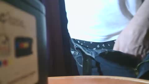 Snapshot of u02g2 chatting on December 4, 2025, 4:48 pm u02g2 online show from December 4, 2025, 4:48 pm