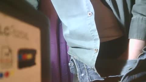 Snapshot of u02g2 chatting on February 18, 2026, 4:47 pm u02g2 online show from February 18, 2026, 4:47 pm