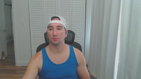 uglyduck3532 online show from February 28, 2025, 7:14 pm