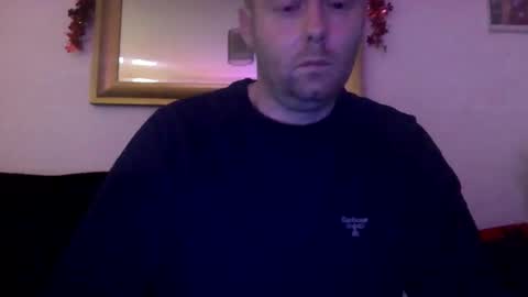 ukmatty3 online show from December 9, 2024, 5:51 am