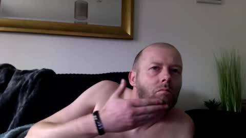 ukmatty3 online show from March 7, 2026, 10:45 am