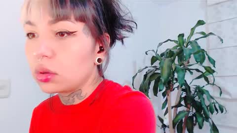 Martina online show from October 31, 2025, 12:55 am