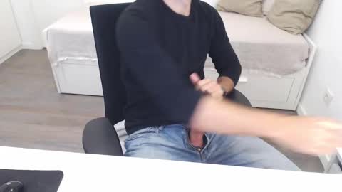 Ulep online show from November 21, 2025, 11:53 am