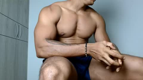 Snapshot of ulisess15 chatting on June 3, 2026, 10:18 am Felipe model independent online show from June 3, 2026, 10:18 am