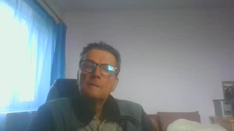 Snapshot of ulmeni4 chatting on October 26, 2025, 7:58 am ulmeni4 online show from October 26, 2025, 7:58 am