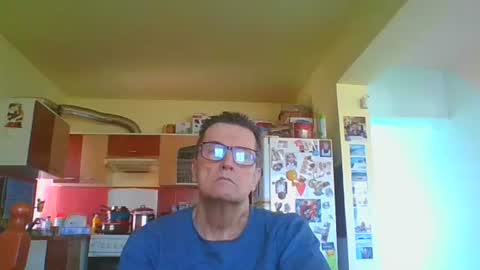 Snapshot of ulmeni4 chatting on February 26, 2026, 8:46 am ulmeni4 online show from February 26, 2026, 8:46 am