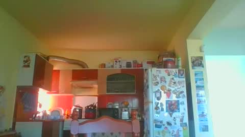 Snapshot of ulmeni4 chatting on March 7, 2026, 7:16 am ulmeni4 online show from March 7, 2026, 7:16 am