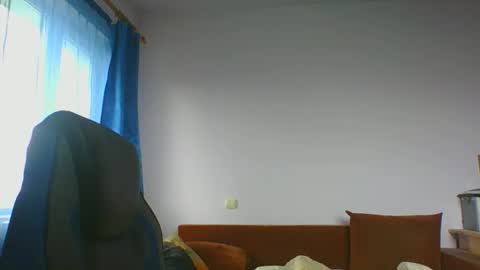 ulmeni7 online show from June 13, 2026, 12:03 pm