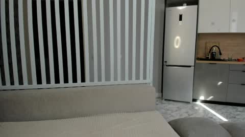 Melena online show from March 26, 2026, 3:01 am