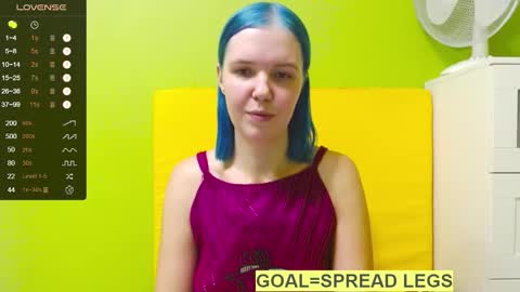 Roxy online show from October 3, 2025, 7:44 pm