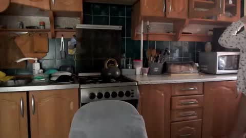 Ulyana online show from November 15, 2025, 6:22 am