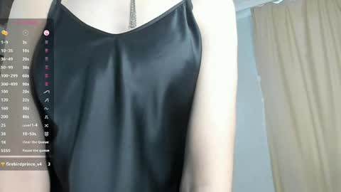 Liliane online show from May 15, 2026, 5:58 am