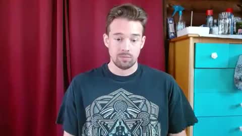 Andrew online show from November 14, 2025, 5:33 pm