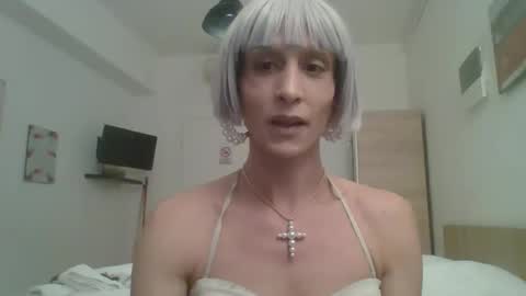 Snapshot of unadiosa chatting on February 1, 2026, 12:04 pm unadiosa online show from February 1, 2026, 12:04 pm