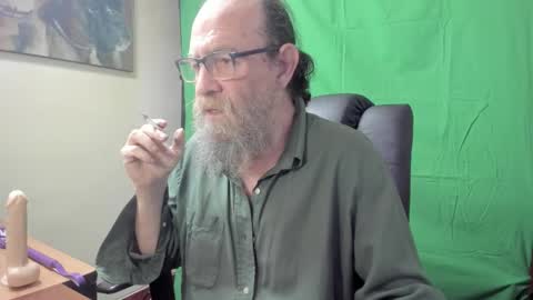 Snapshot of uncle_hottiecb chatting on March 17, 2026, 3:59 pm Uncle Hottie online show from March 17, 2026, 3:59 pm