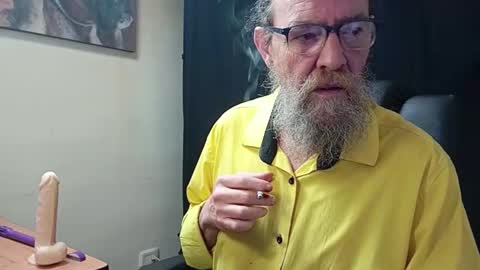 Snapshot of uncle_hottiecb chatting on March 26, 2026, 6:35 pm Uncle Hottie online show from March 26, 2026, 6:35 pm
