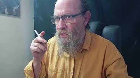 Snapshot of uncle_hottiecb chatting on April 3, 2026, 5:44 pm Uncle Hottie online show from April 3, 2026, 5:44 pm