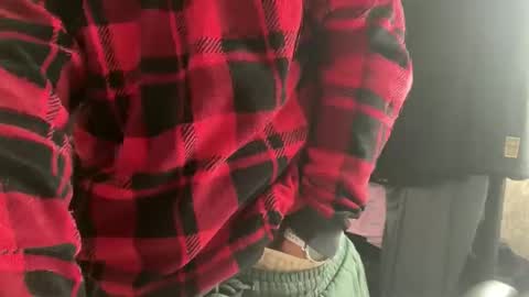 uncutbeard129840 online show from November 3, 2025, 5:36 pm