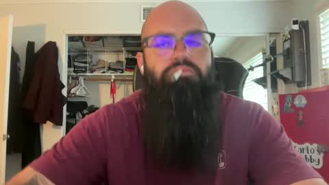 Snapshot of uncutbeard129840 chatting on May 27, 2026, 2:03 pm uncutbeard129840 online show from May 27, 2026, 2:03 pm