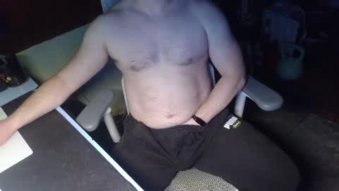 Under the desk online show from April 1, 2026, 9:01 pm