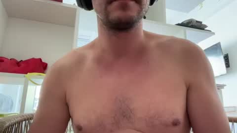 Snapshot of underground33 chatting on February 17, 2025, 5:43 pm Under Huge cock with beautiful uncut foreskin online show from February 17, 2025, 5:43 pm