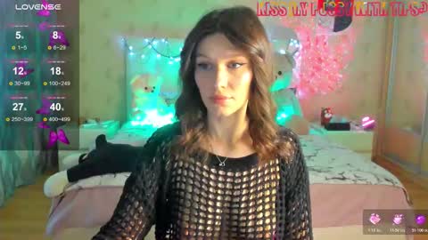 Snapshot of unearthly_di chatting on October 22, 2025, 9:53 am Di online show from October 22, 2025, 9:53 am