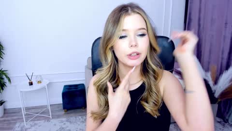 Alice online show from February 8, 2025, 1:54 am