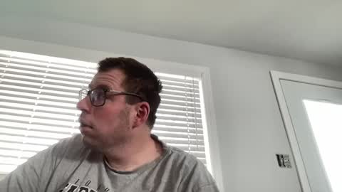 ungerisland online show from February 16, 2025, 2:54 pm