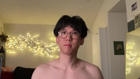 wang online show from October 19, 2025, 1:06 am