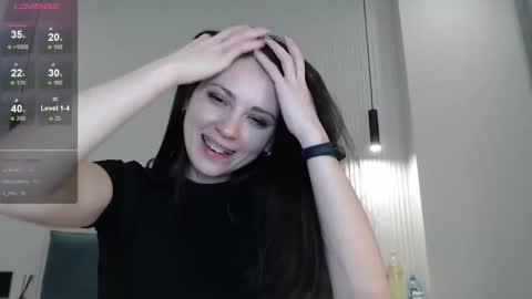 uninvited_raccoon online show from February 12, 2025, 4:01 am